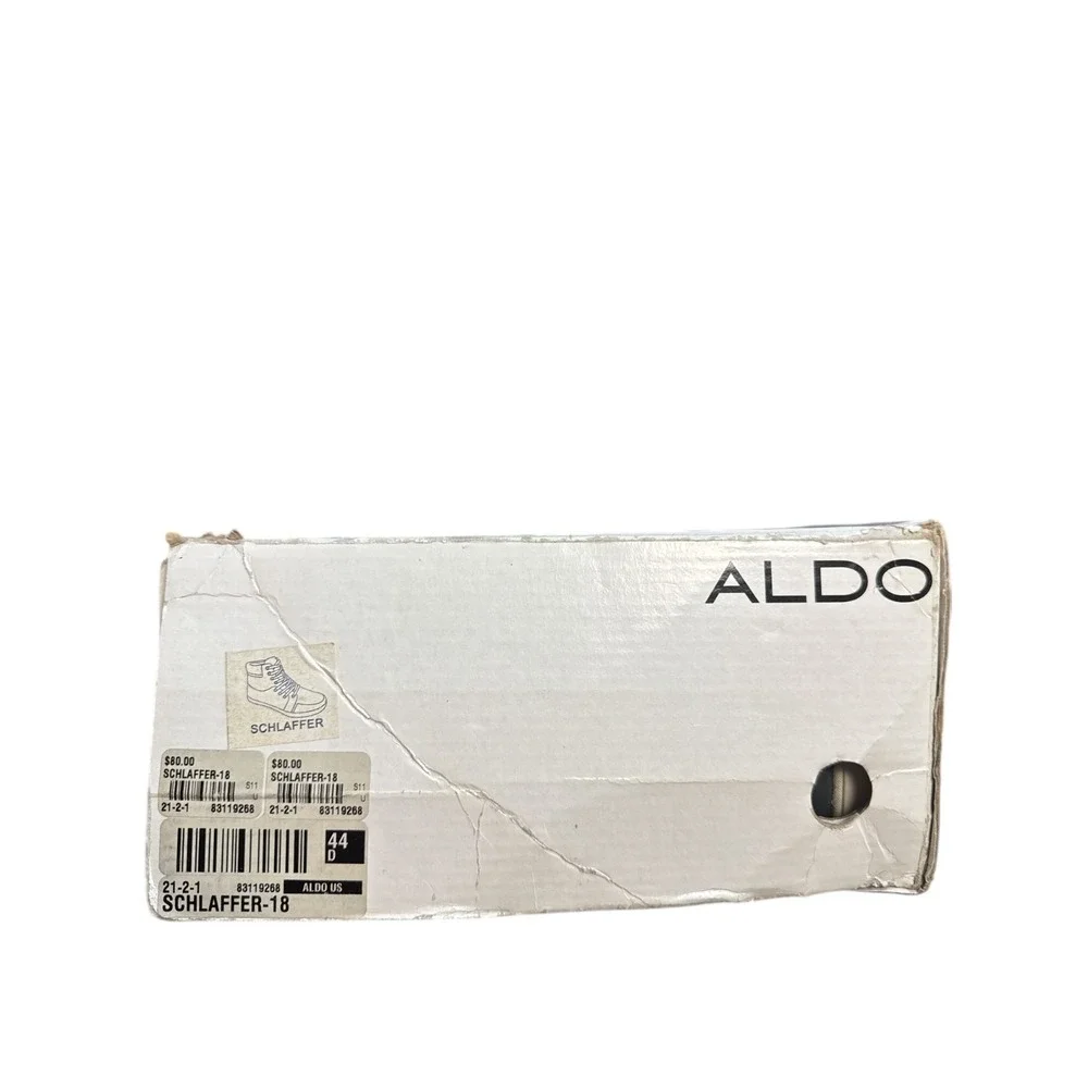 Aldo step out